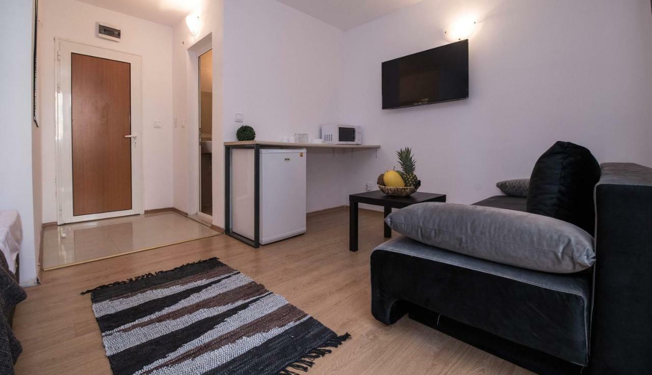 Cherry Garden1 Apartments Nesebar Exterior photo